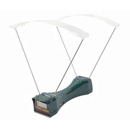 Der Caldwell Ballistic Precision Chronograph misst präzise Geschwindigkeiten bis 9.999 FPS, ist einfach zu bedienen und bietet eine kostenlose App zur Datenanalyse.