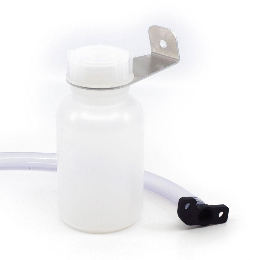 Le chute à amorces ARMANOV pour la Dillon XL650/750 évite les amorces usagées au sol, avec un tube PVC transparent et une installation rapide en 1-2 minutes.