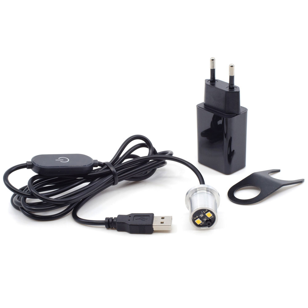 Das ARMANOV LED Lichtmodul für Dillon XL650/750 bietet helle Beleuchtung, einfache Installation und passt perfekt in die meisten Pressen für präzises Arbeiten.