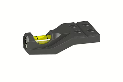 Gli Adapters per Universal Interface di ERATAC offrono integrazione senza soluzione di continuità, design ambidestro e migliorano l'accuratezza con un livello a bolla.