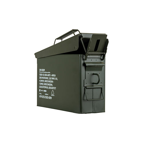 Il BW Ammo Can Size 1 di German Tactical Systems offre una protezione robusta in acciaio, guarnizione in gomma, chiusura sicura e maniglia pieghevole per un trasporto facile.