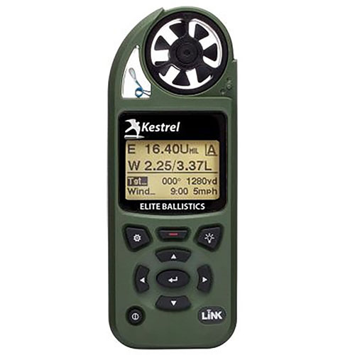 Le Kestrel 5700 Elite te donne accès à des données balistiques précises, 15 paramètres environnementaux et une connectivité Bluetooth pour un tir longue distance optimal.