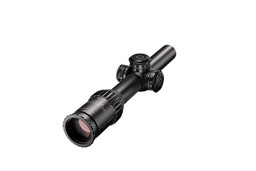 Le 1–8x24 PM II ShortDot Dual CC de SCHMIDT U. BENDER offre une optique polyvalente, idéale pour le tir à courte et moyenne distance avec un zoom exceptionnel.