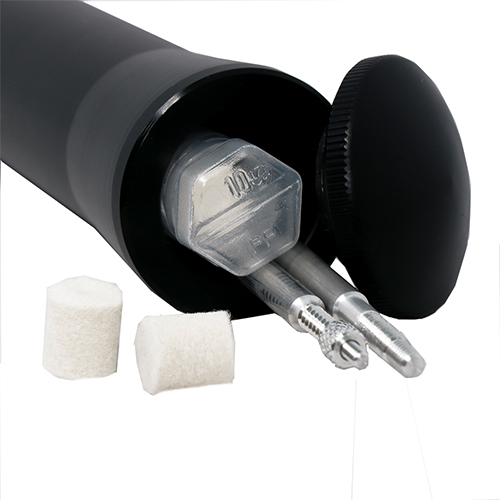 La bacchetta di pulizia VFG è realizzata in acciaio inox o lega leggera, con manico ergonomico e antiscivolo, ideale per armi da fuoco da cal. .22 e oltre.