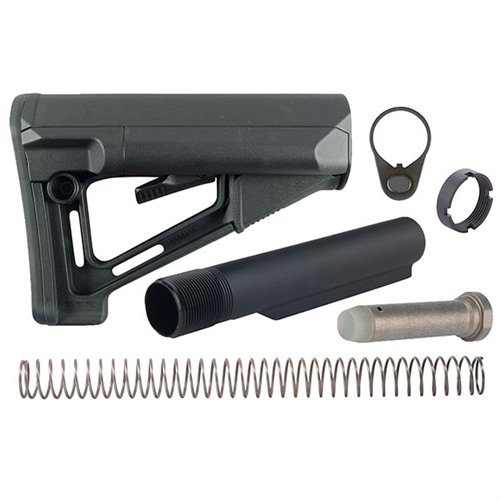 Le STR Buttstock offre un confort optimal avec des tubes de rangement pour batteries, un mécanisme de verrouillage anti-vibration et une prise en main sécurisée.