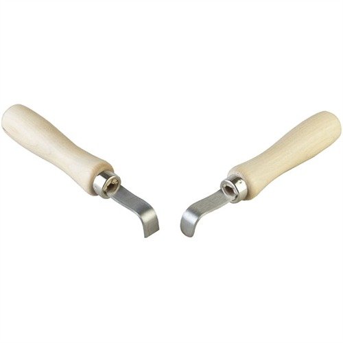 Gli HARD FIT CURL SCRAPERS offrono un controllo preciso per rimuovere piccole quantità di legno, garantendo adattamenti perfetti senza danneggiare il materiale.