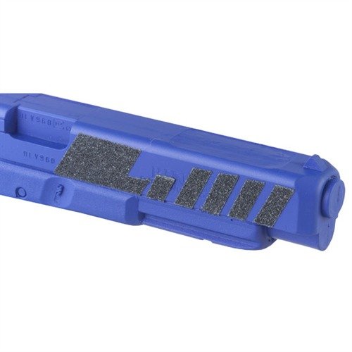 Schneide, zieh ab und klebe die INSTA GRIP Tapes für besseren Halt auf Handfeuerwaffen, Läufe und Schaftteile. Ideal für mehr Grip beim Schiessen!