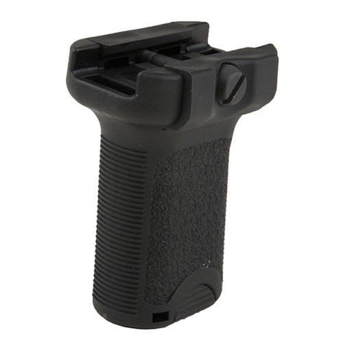 Der PICATINNY BCMGUNFIGHTER Short Vertical Grip verbessert die Kontrolle, verhindert das Verhaken und bietet einen natürlichen Handgelenkwinkel mit zusätzlichem Stauraum.