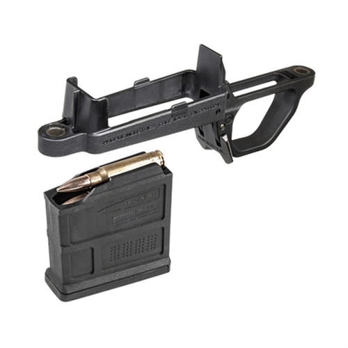 Das Magpul Bolt Action Magazine Well ist eine einfache Lösung, um deiner Remington 700 Hunter Stock ein abnehmbares Magazin hinzuzufügen, ohne Anpassungen vom Gunsmith.