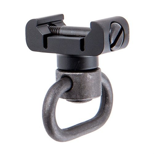 Il QD Rail Mount Sling Swivel di Daniel Defense offre stabilità, riduce il movimento rotazionale e consente un rapido distacco in situazioni di emergenza.