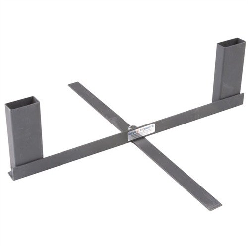 Scopri il supporto per bersagli IDPA/IPSC NEVCO: leggero, pieghevole e facile da trasportare! 🎯 Ideale per tutti i bersagli standard.