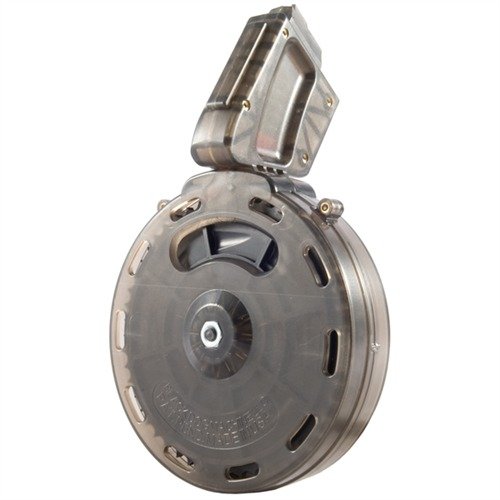 Mit dem AR-15 50RD Drum Magazin kannst du 50 Schuss abgeben, ohne nachzuladen. Robuste Bauweise und einfache Reinigung machen es zum perfekten Zubehör.