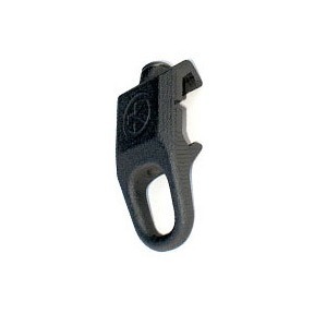 Die RSA™ RAIL SLING ATTACHMENT von MAGPUL bietet eine sichere, vielseitige Befestigung für deinen Sling an Picatinny-Schienen und hält bis zu 300 Pfund Druck stand.