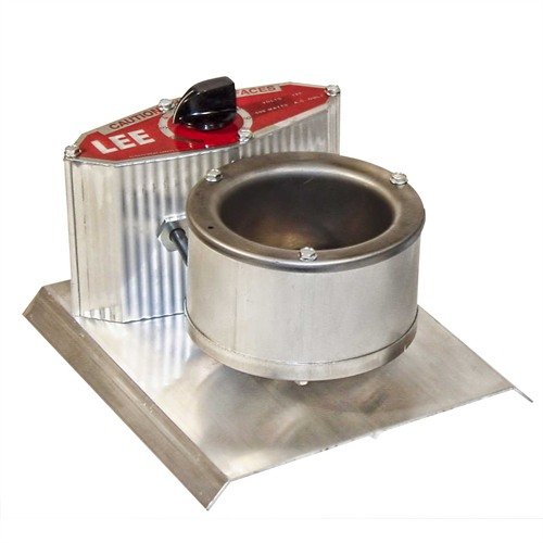 Entdecke den PRECISION MELTER von LEE! 🔥 Mit unendlicher Temperaturkontrolle schmilzt er 4 Pfund Metall in unter 15 Minuten.