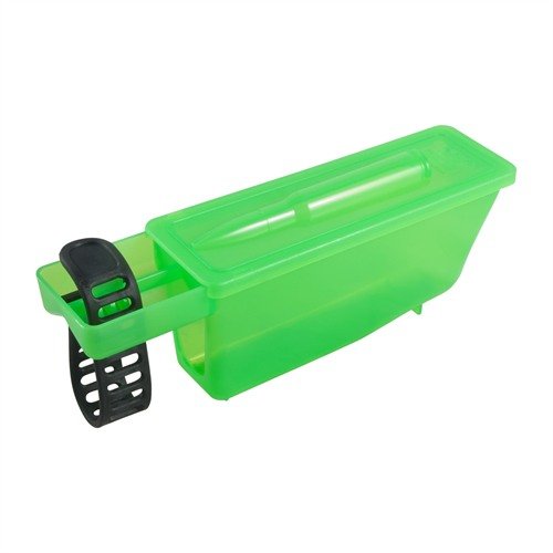 Halte deinen Arbeitsplatz sauber mit dem GUN CLEANING PATCH CATCHER! 🛠️ Einfach zu befestigen, für viele Gewehre geeignet und leicht zu reinigen.