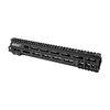 Die Super Modular Rail MK4 M-LOK™ ist ultraleicht, bietet maximale Wärmeableitung und modularen Zubehöranschluss für deine AR-15/M16.