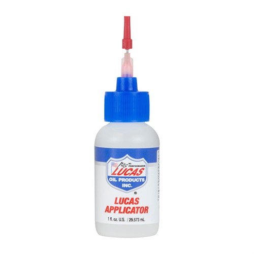 Mit dem Lucas Oil Applicator kannst du präzise Tropfen von Schmierstoffen in schwer zugängliche Bereiche auftragen. Ideal für Werkzeugkoffer und Range Bags!
