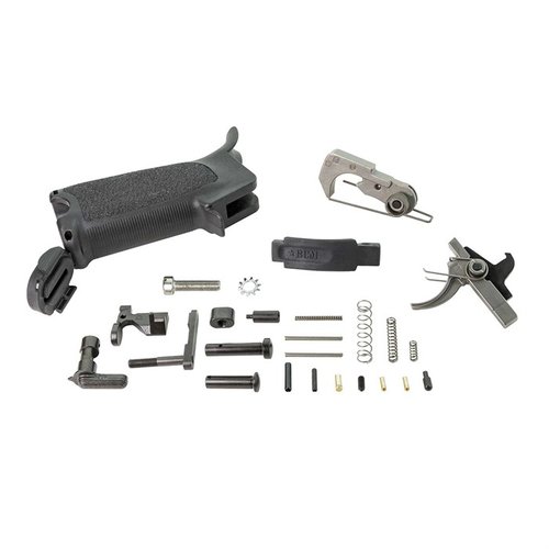 Il kit AR-15 BCMGUNFIGHTER™ include componenti di qualità Mil-Spec e aggiornamenti come il BCM PNT™ Trigger Assembly, Mod 3 Pistol Grip e Enhanced Trigger Guard.