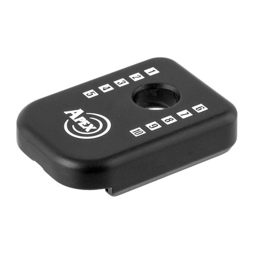 Die J-Plate ersetzt die originale Baseplate der Magpul GL9 PMAG für Glock®, aus 6061 Aluminium, leicht zu installieren und verbessert schnelle Magazinwechsel.