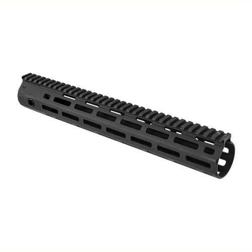 Die KAC URX 4 M-LOK Handguards bieten eine modulare Bauweise, sind leichter dank des IBN-Systems und ermöglichen vielseitige M-LOK Zubehörmontage.