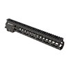 Der Geissele MK14 Super Modular Rail Handguard bietet eine schlanke Bauweise, zahlreiche M-LOK-Befestigungsmöglichkeiten und ein durchgehendes Picatinny-Rail.