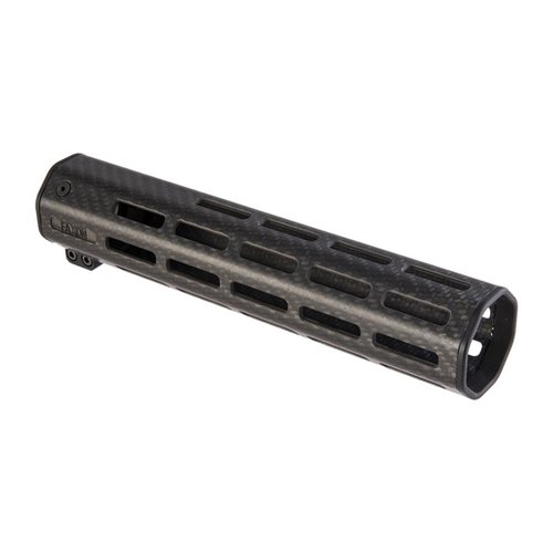 Il Faxon Streamline Carbon Fiber Handguard è leggero e resistente, offre 8 slot M-LOK per accessori, protezione dal calore e installazione facile per un'arma più maneggevole.