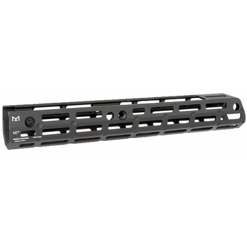 Aggiungi un tocco personalizzato al tuo IWI Galil ACE con il handguard drop-in in alluminio, finitura anodizzata nera e compatibilità M-LOK completa.