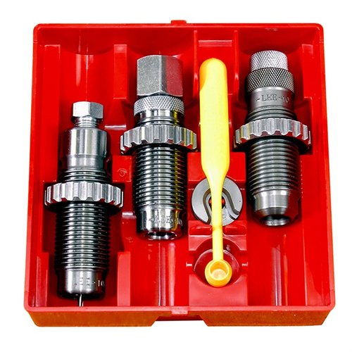 Le set de dies PISTOL CARBIDE 3 pour 45 Winchester Magnum inclut tout ce qu'il te faut : des dies en carbure, un shell holder et des instructions, sans lubrifiant nécessaire.