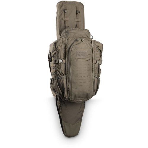 Der Eberlestock Phantom Sniper Pack bietet Platz für dein Gewehr, 2200 cubic inches Stauraum, MOLLE-Racks und einen herausziehbaren Regenschutz.