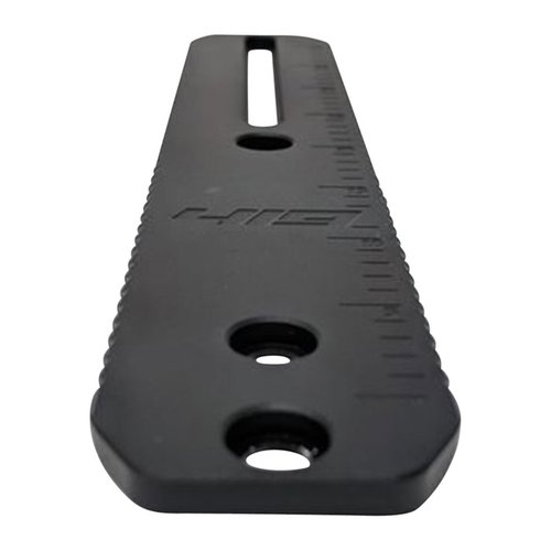 Améliore ta précision avec le ARCALock Universal Flat Rail, qui verrouille solidement les accessoires ARCA, tout en étant compatible avec de nombreux stocks.
