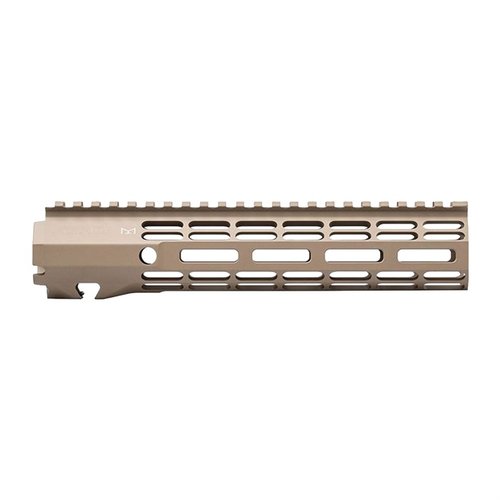 L'ATLAS R-ONE M-LOK è un handguard leggero in alluminio 6061-T6, con sistema di attacco ATLAS, compatibile con AR-15 e progettato per una costruzione snella.