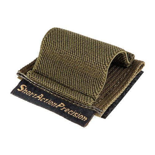 Il portamunizioni Short Action Precision per .22 offre accesso rapido e facile a caricatori extra, compatibile con CZ455, Anschutz, Sako Quad e Savage MK2.