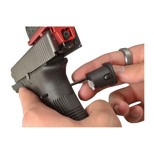 Der Grip Plug Tool für Glock von Strike Industries ist ein praktisches Werkzeug mit Edelstahl-Punsch, Ölreservoir und dient gleichzeitig als Magazinrampe.