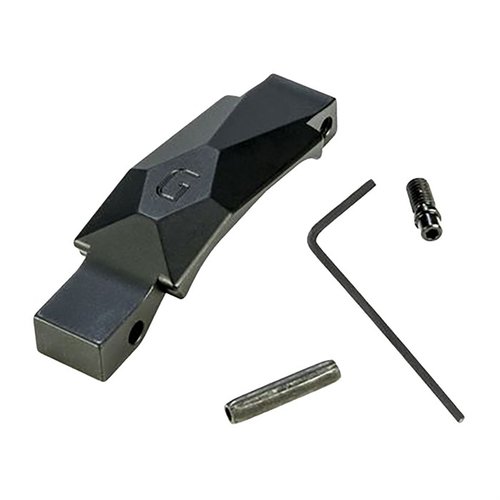 Der Geissele Ultra Precision Trigger Guard für AR-15 bietet präzise 5-Achsen-Bearbeitung, 7075-T6 Aluminium und ein nahtloses Design für dein Traumgewehr.