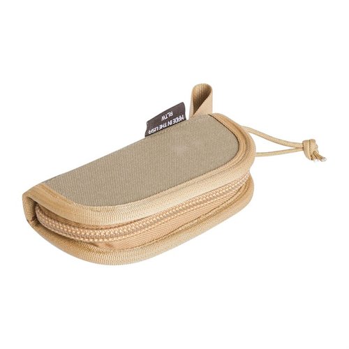 Le Kestrel Pocket protège ton appareil météo des chocs et salissures, avec un intérieur rembourré et une coque en plastique rigide, fabriqué aux USA!