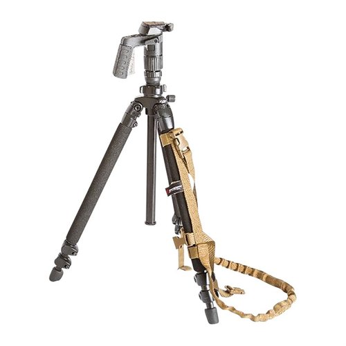 Il SNIPER TRIPOD SLING di Armageddon Gear offre un trasporto confortevole per il tuo treppiede, consentendo un accesso rapido e mani libere per altre attività.