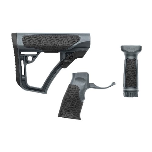 Der Daniel Defense AR-15 Buttstock bietet Komfort durch Gummiüberzug, ist aus robustem glasfaserverstärktem Polymer gefertigt und hat QD Sling-Ösen für Links- und Rechtshänder.