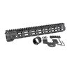 Die Combat M-LOK Free Float Handguards für AR-15 bieten eine robuste Aluminiumkonstruktion, 7 M-LOK-Anschlusspunkte und eine durchgehende Picatinny-Schiene.