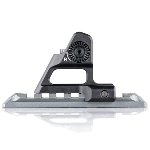 Die Scalarworks Peak Fixed Iron Sights bieten dir die Zuverlässigkeit klassischer AR-15-Visiere mit modernen Upgrades für optimale Leistung und Anpassbarkeit.