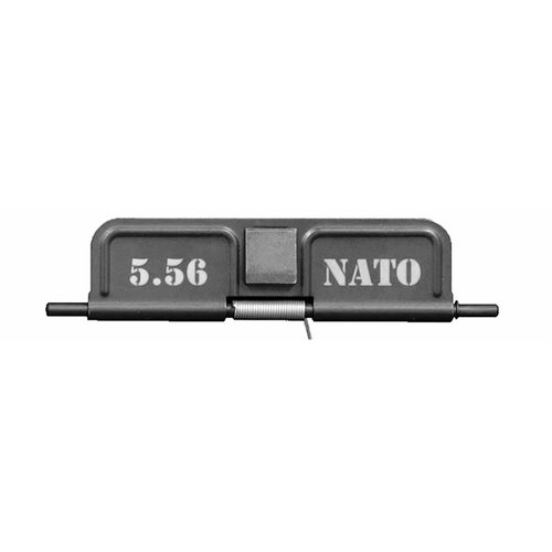 Mit den CALIBER MARKED DUST COVER ASSEMBLIES von YHM kannst du einfach den Kaliber deines Upper Receivers ändern. Inklusive Staubschutz, Stift und Feder.