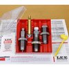 Le set de 3 dies PACESETTER 7MM STW de LEE PRECISION inclut tout ce qu'il te faut : Full Length Sizing Die, Bullet Seating Die, et Factory Crimp Die.