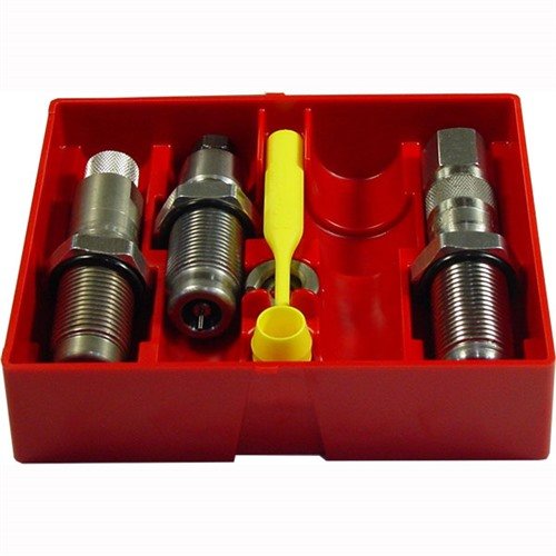 Setze deine 45-70 Govt Munition mit dem Lee Steel 3-Die Rifle Set präzise zusammen. Enthält Full Length Sizing Die, Bullet Seating Die und mehr!