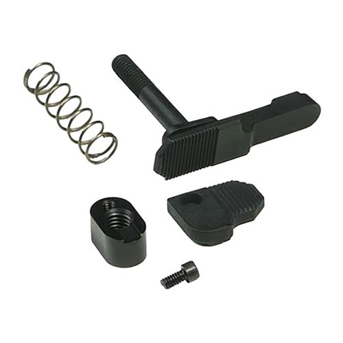 Der CMMG ZEROED Ambi Mag Catch und Button Kit bietet dir eine verbesserte Bedienung für Linkshänder, einfach zu installieren und mit hochwertigem Stahl für zuverlässigen Halt.