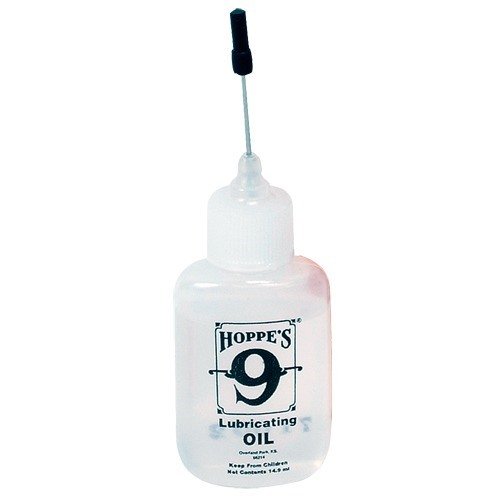 Hoppe's Lubricating Oil 14.9 ml sorgt für optimale Schmierung und Schutz deiner Waffen, reduziert Reibung und verlängert die Lebensdauer deiner Ausrüstung.