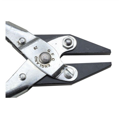 Die HIGH GRADE PARALLEL JAW PLIERS bieten eine enge, nicht markierende Greifkraft mit flachen, wärmebehandelten Zangen und sind perfekt für präzises Arbeiten.