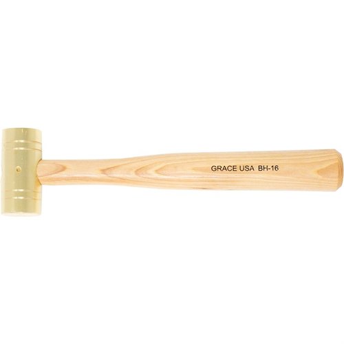 Der Grace USA Gunsmith's Brass Hammer bietet eine solide Messingkonstruktion, ergonomische Hickory-Griffe und präzise Balance für optimale Kontrolle bei der Waffenarbeit.