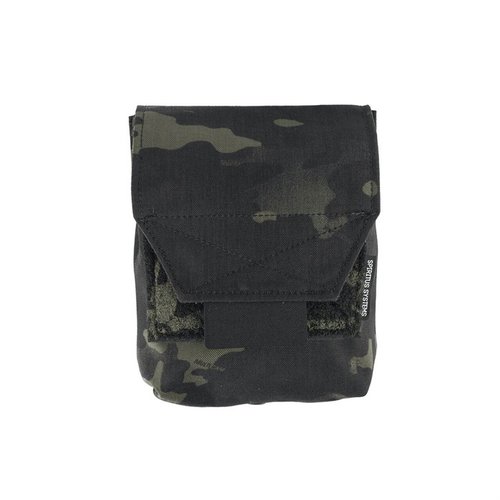 Le JSTA Pouch est une solution compacte pour ton ceinturon, avec deux compartiments pour magazines et accessoires, tout en restant plat quand il est vide.