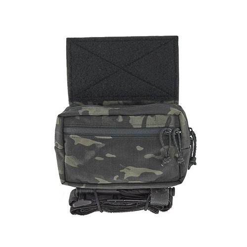 Le SACK POUCH MK3 est un sac tactique polyvalent avec accès facile, poches zippées, boucles élastiques ajustables et compatibilité avec les rigs Spiritus.