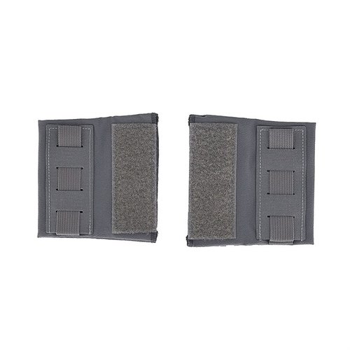 Die Spiritus Systems Side Armor Bag Caps ermöglichen dir, harte und weiche Panzerung in einem einzigen, platzsparenden System zu tragen, was Gewicht und Wärme reduziert.