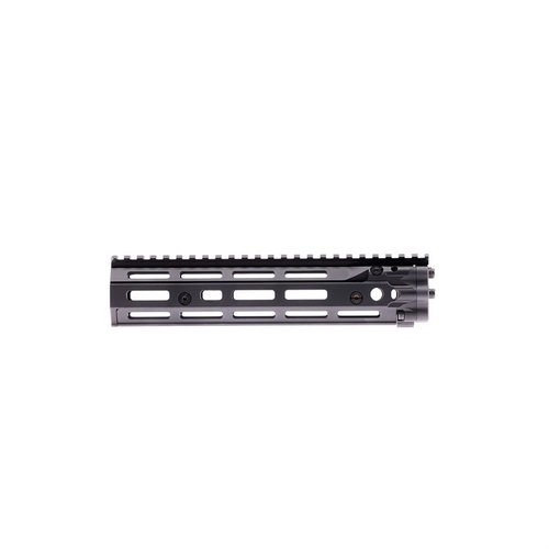 Das Daniel Defense RIS III Rail System bietet eine leichte, robuste Konstruktion mit M-LOK-Anschlüssen und einer bewährten Free-Float-Laufdesign für maximale Genauigkeit.